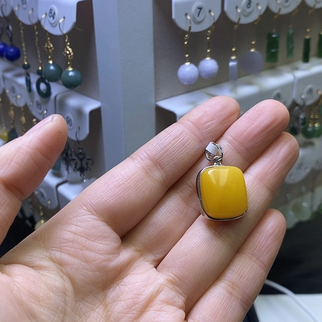 蜜蜡银S925镶嵌颈饰