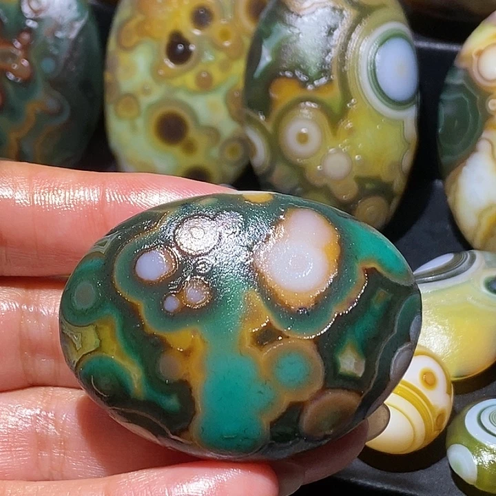 玛瑙/玉髓未镶嵌珠宝奇石2