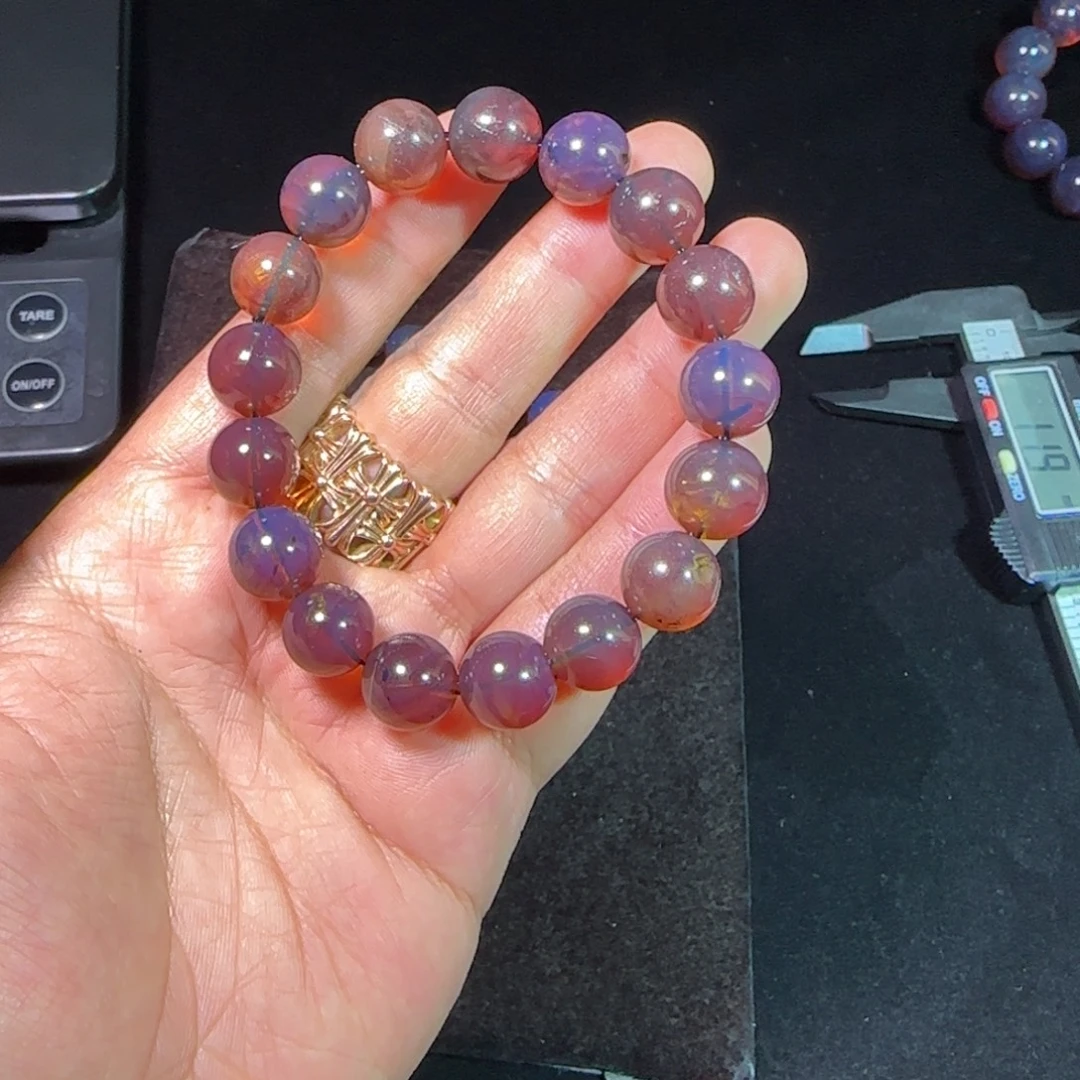 琥珀未镶嵌裸石琥珀