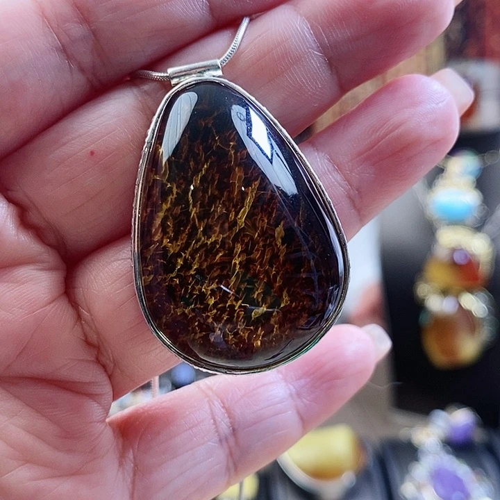 琥珀颈饰银S925镶嵌净水吊坠