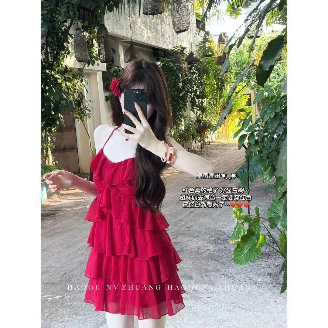 优品纯欲风性感露背挂脖连衣裙女夏季度假荷叶边裙子红色宽松蛋糕