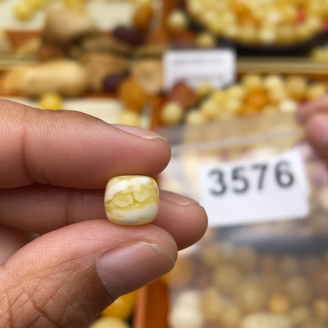 琥珀珠宝奇石未镶嵌10粉