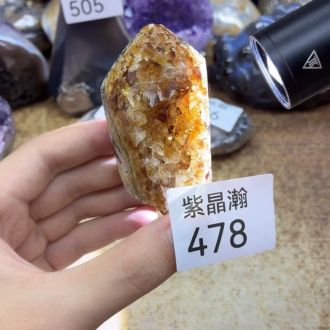 未镶嵌水晶大型摆件（非配饰）