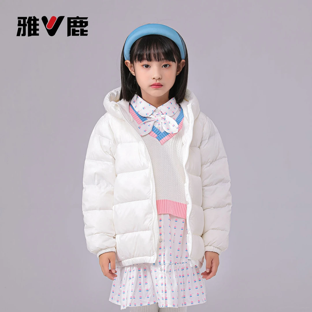 雅鹿儿童超轻加厚大面包纯色男女童外套连帽童装保暖短款冬季时尚