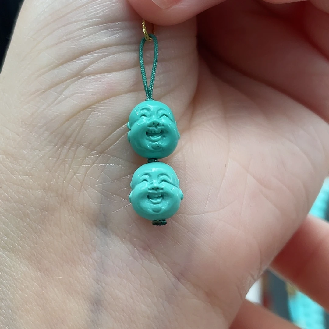 绿松石颈饰未镶嵌