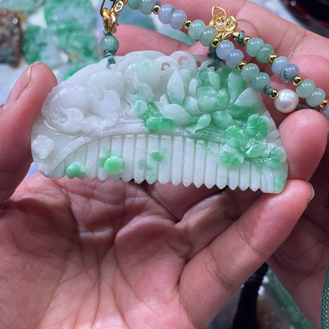 翡翠未镶嵌颈饰翡玉缘翡翠