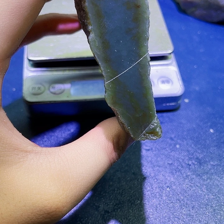 未镶嵌和田玉（糖玉）珠宝半成品