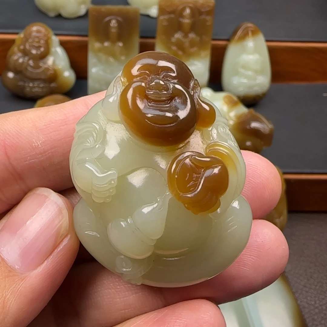 和田玉（糖玉）未镶嵌颈饰