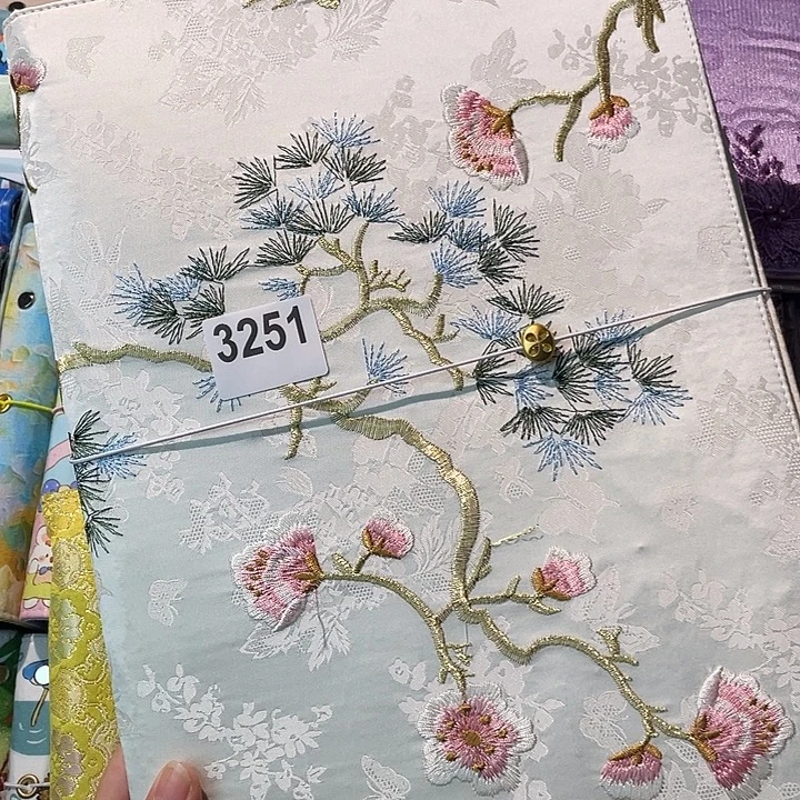 织绣A4收纳册3251