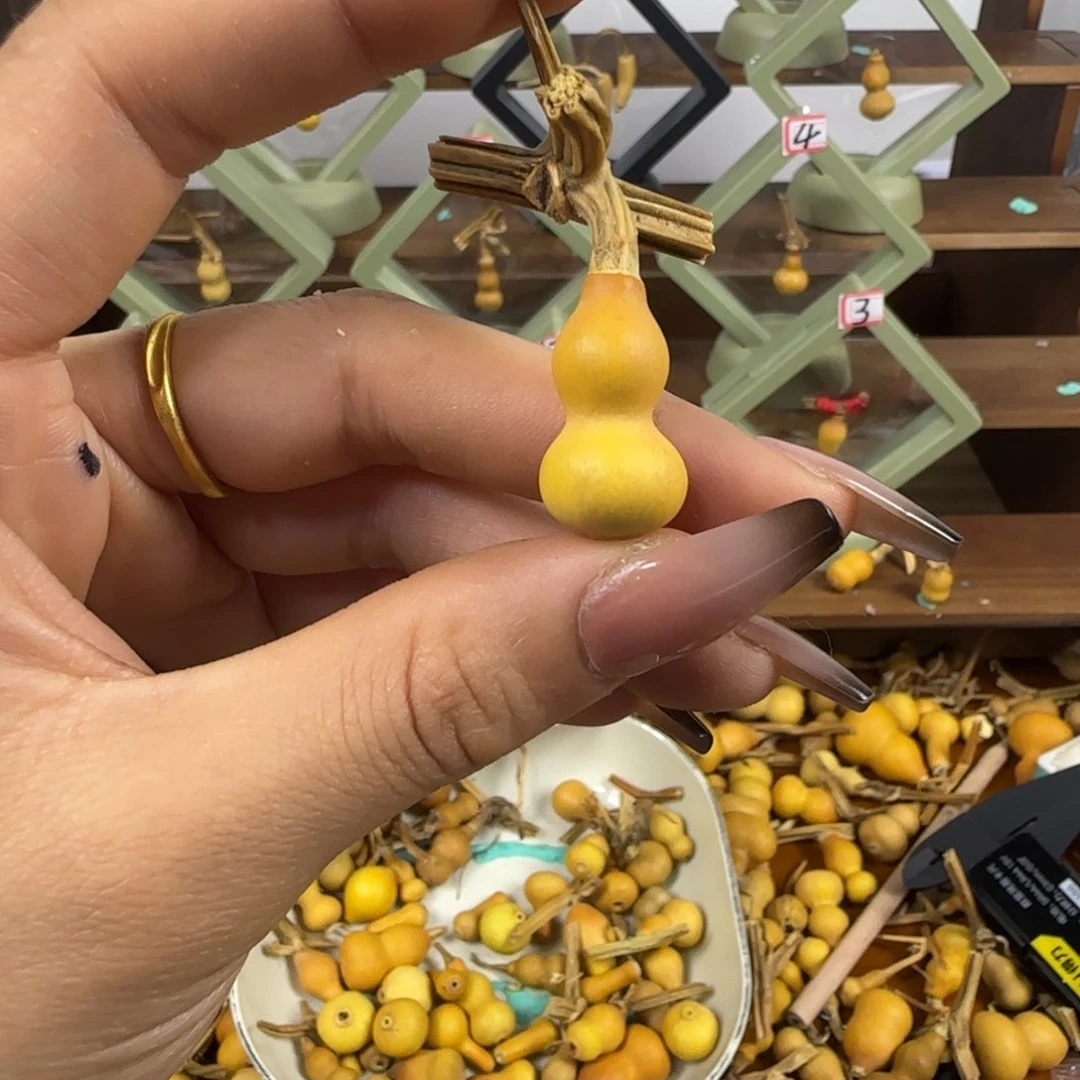 天然草里金小葫芦