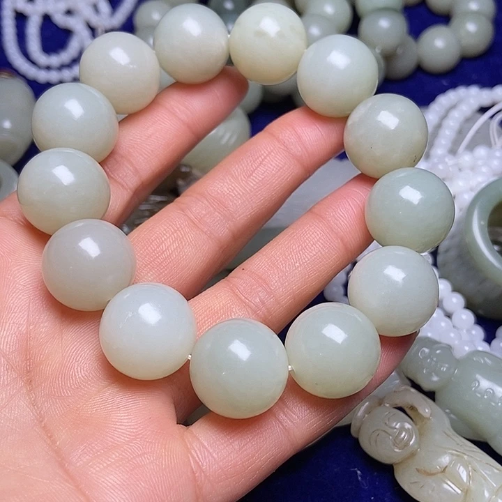 吊坠(不含链)未镶嵌和田玉品**玉