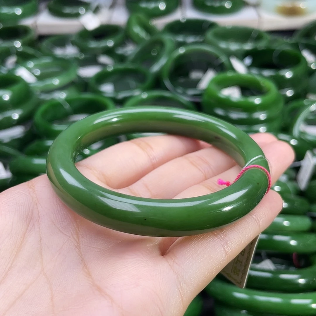 未镶嵌手镯和田玉（碧玉）