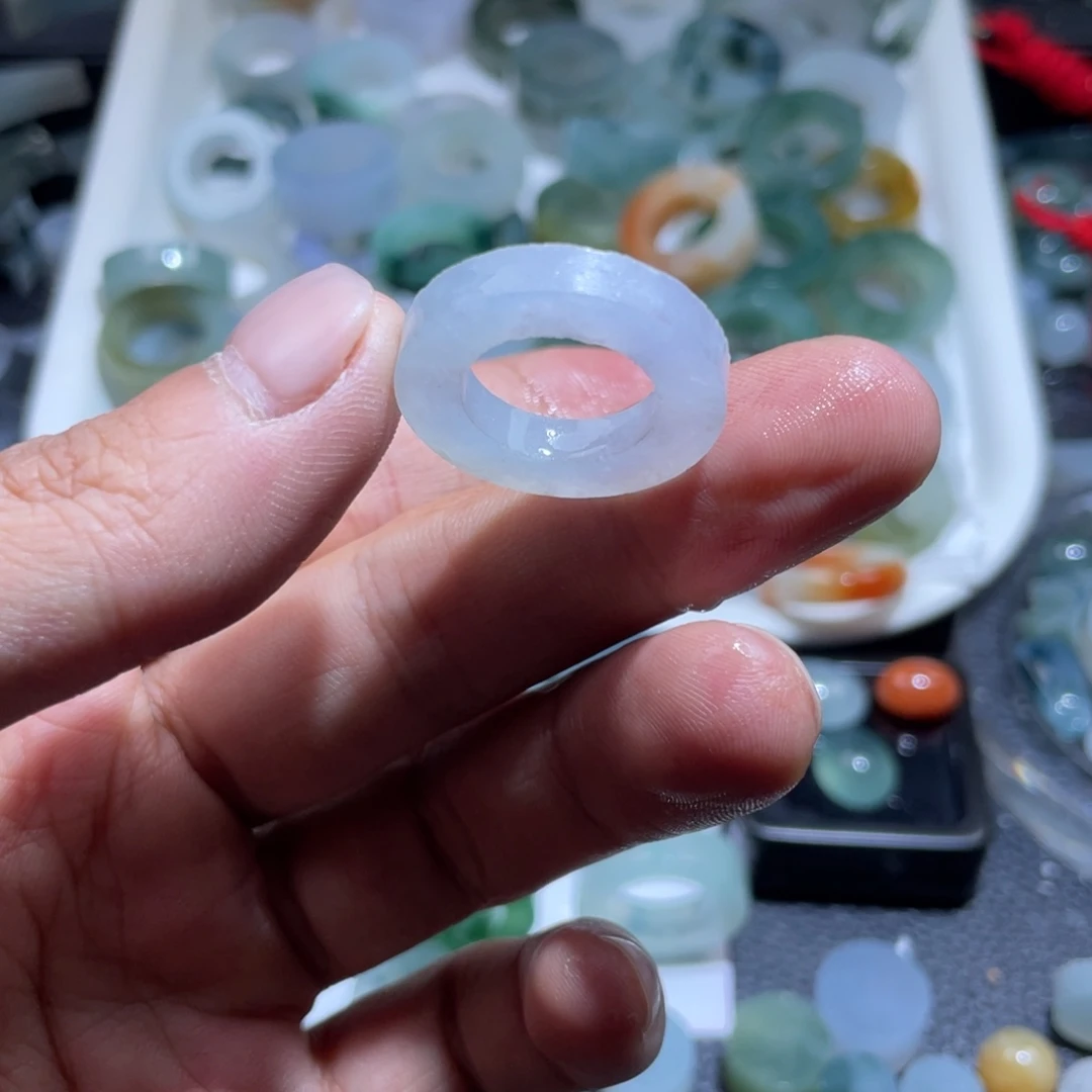 定制翡翠未镶嵌天然翡翠