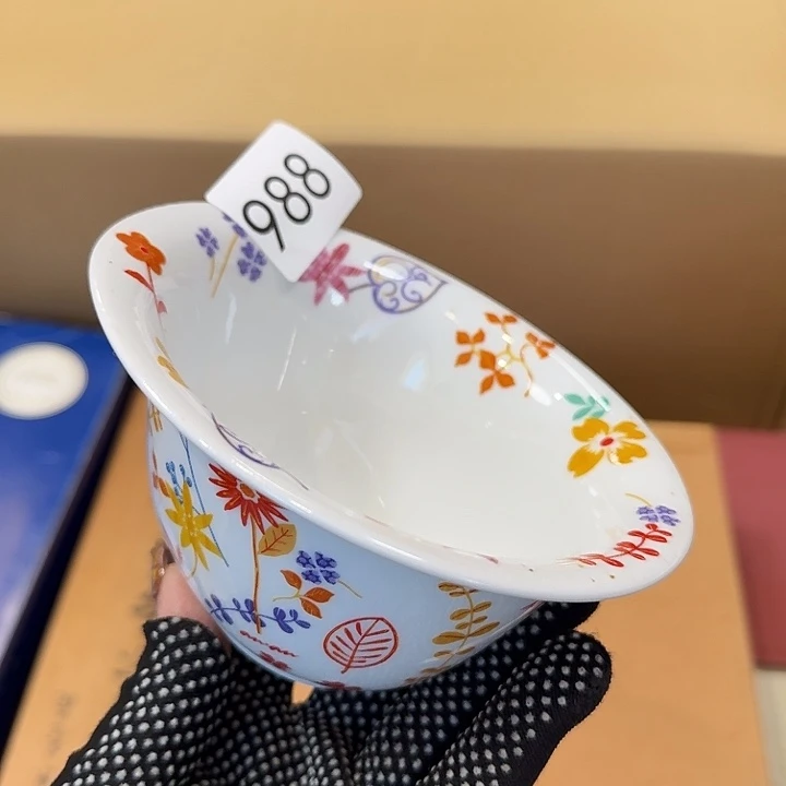 很好看的钵子很好看的小碗