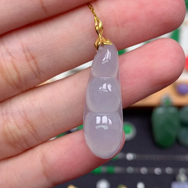 颈饰18K金镶嵌翡翠翡翠