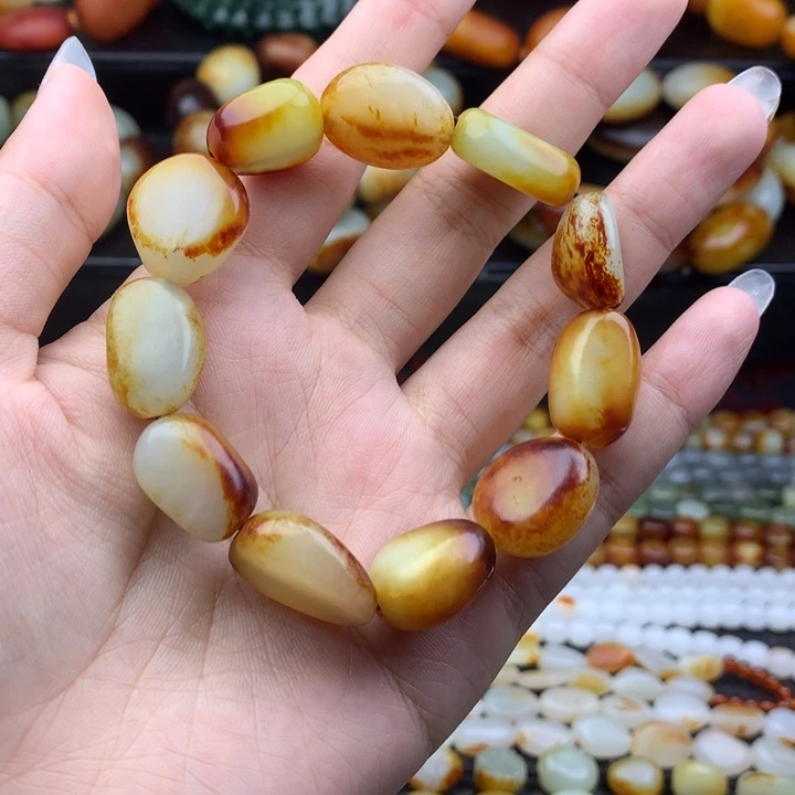 和田玉未镶嵌手链