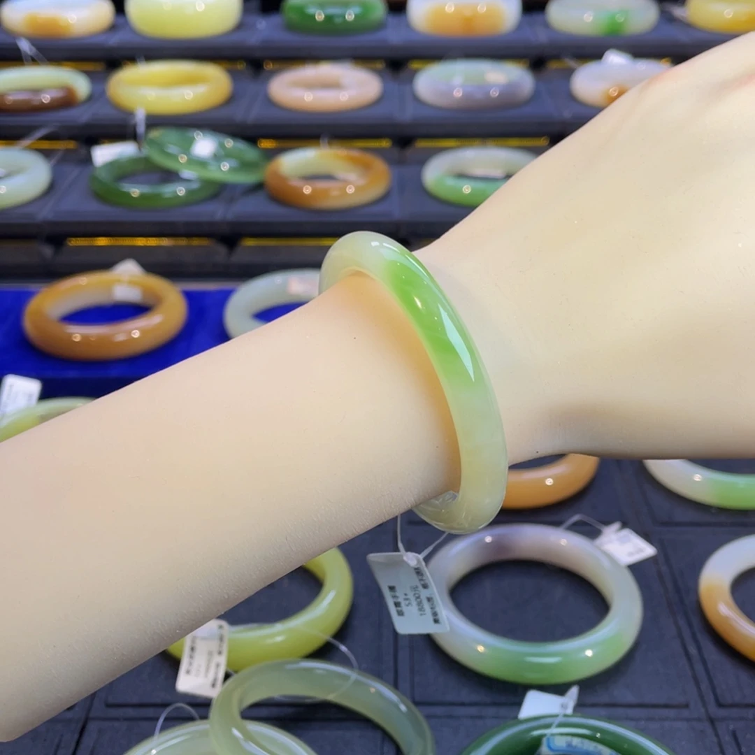 和田玉未镶嵌手镯-艳翠！高冰翠青