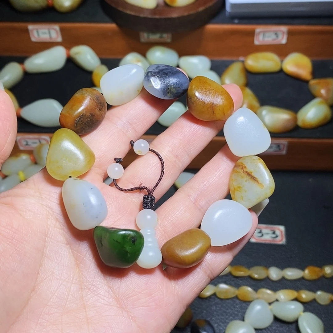 和田玉未镶嵌手链