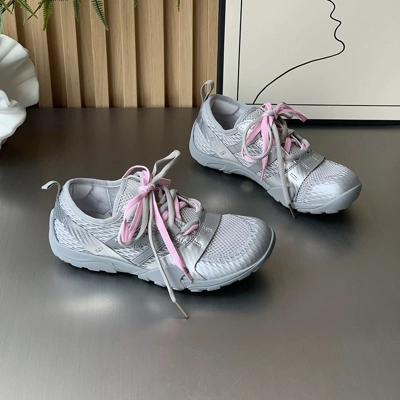 1713法娜微大码女鞋2025欧货夏季新款网面透气轻便舒适德迅休闲鞋