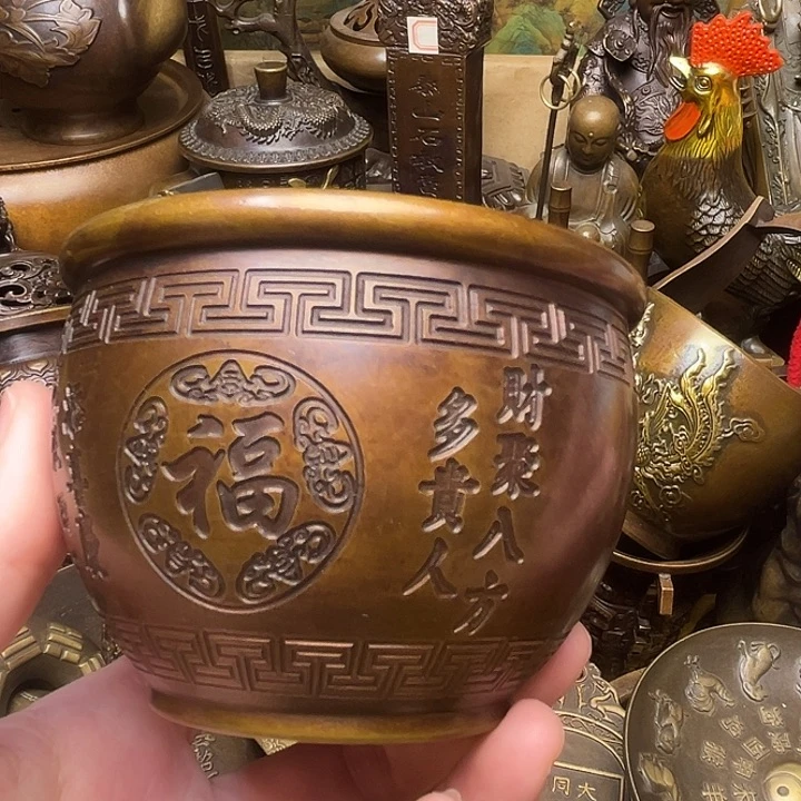 精美铜器批发档口