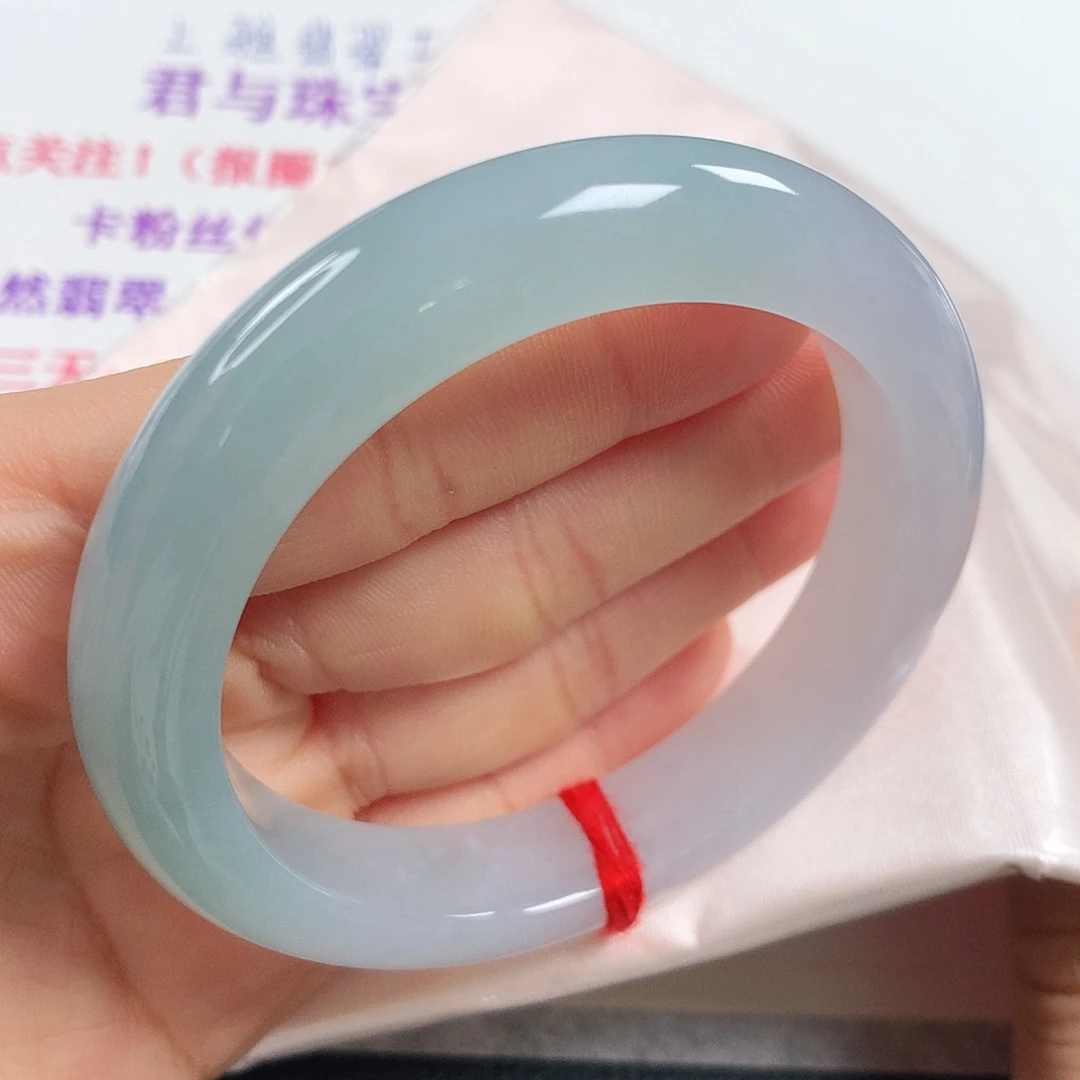 翡翠手镯未镶嵌 正圈①②①