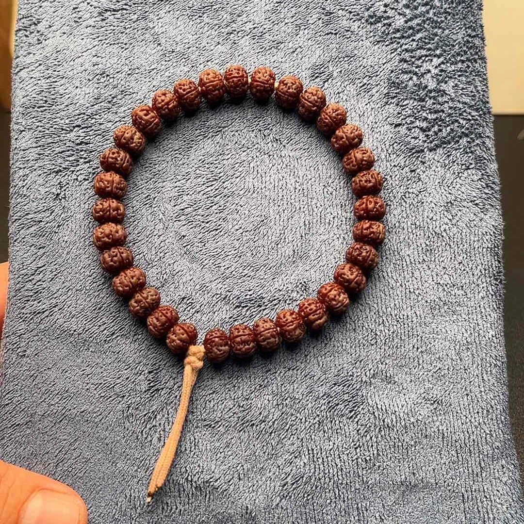 厦***情金刚菩提吊坠老树王