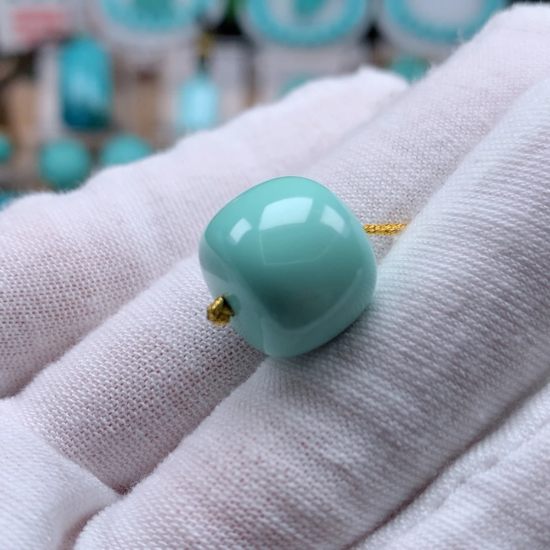 绿松石未镶嵌珠宝奇石直径15.3mm