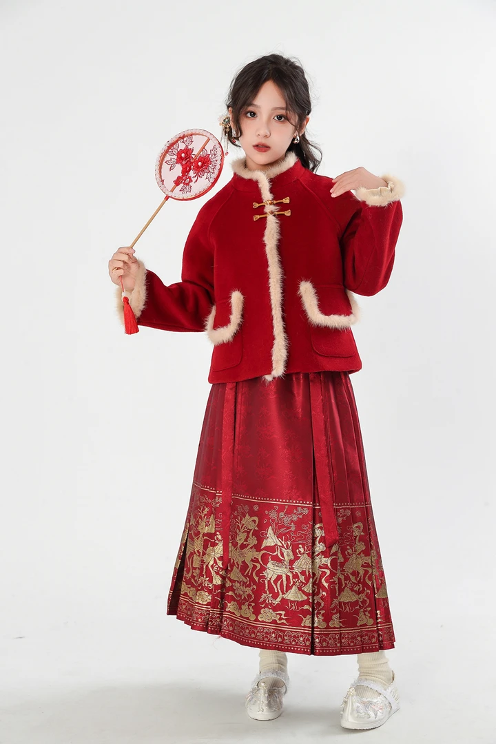 年服女大童秋冬套装贺岁服国风外套+马面裙两件套-HTZ83525