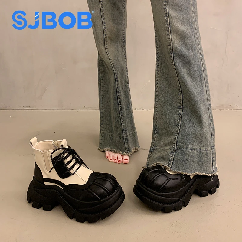 SJBOB英伦风厚底马丁靴女2025秋冬新款黑色加绒增高百搭机车短靴