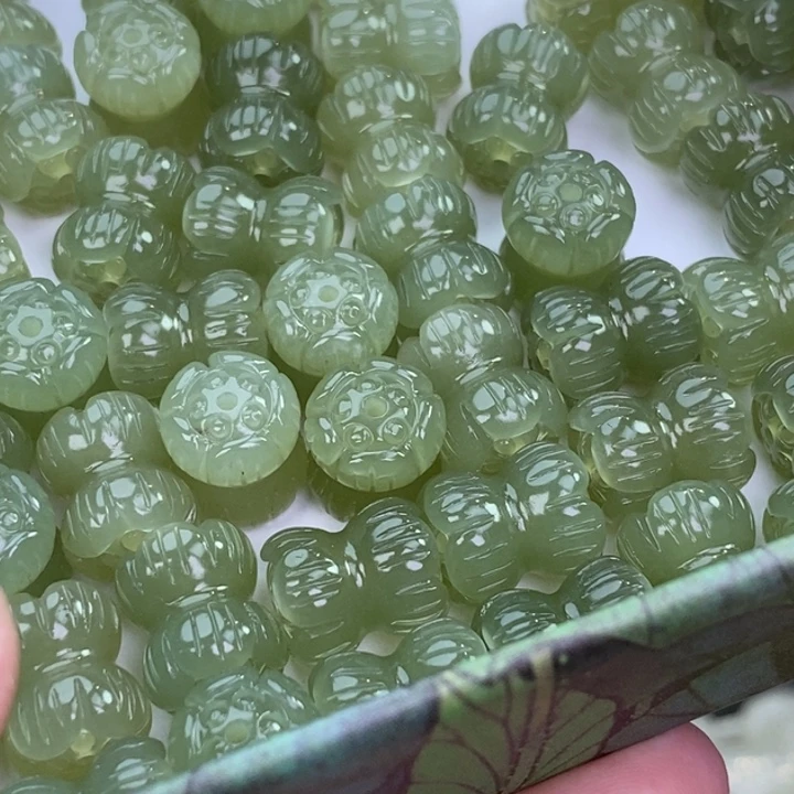 和田玉未镶嵌颈饰多样性发货一个