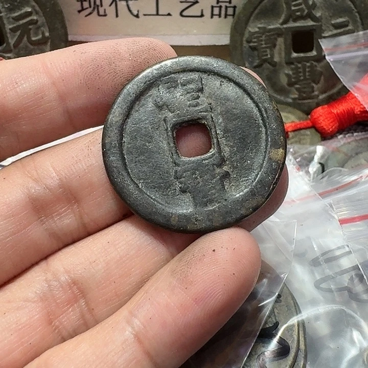 厚***福铜现代工艺品花钱