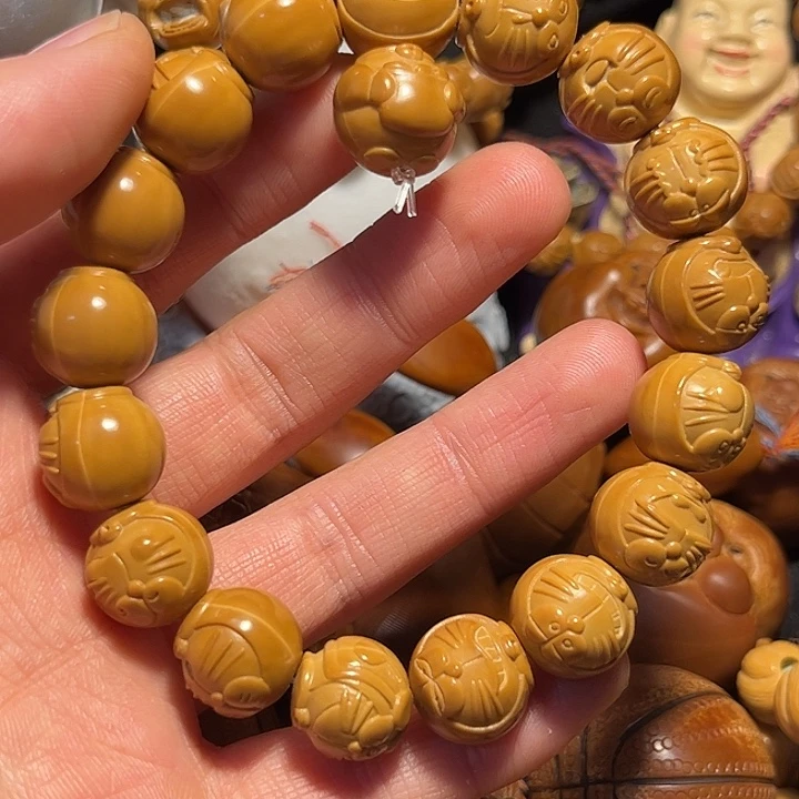 橄榄核手串/手链猴头哆啦A梦