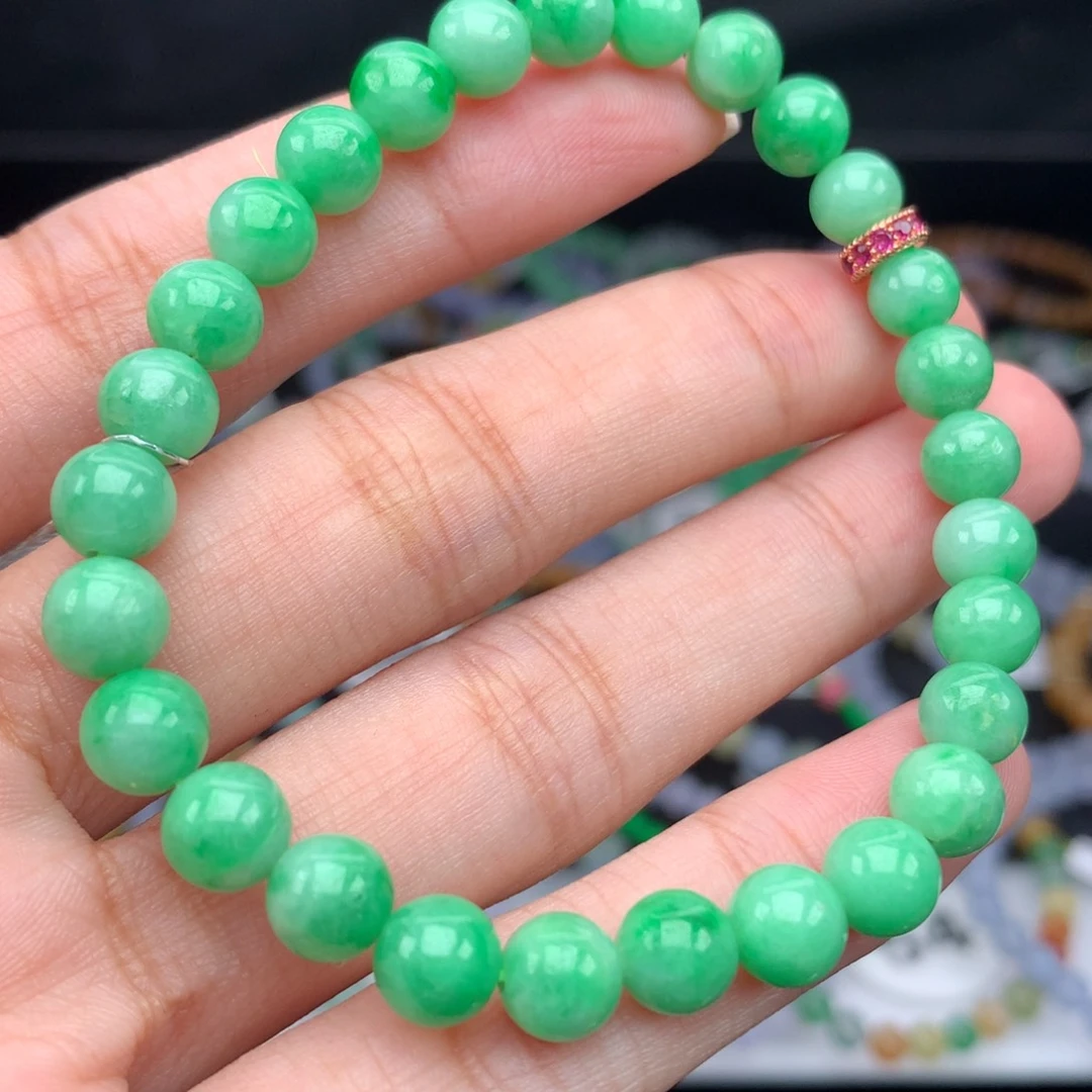 翡翠手链未镶嵌卡