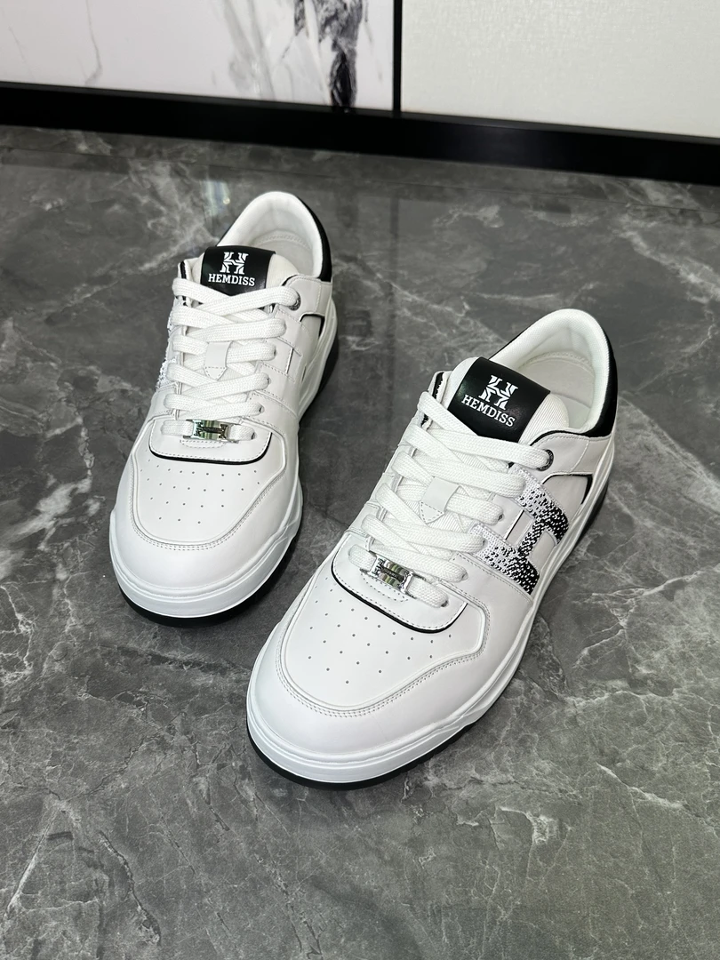 爱马法蒂斯HEMDISS新款男士真皮潮流小白鞋低帮透气休闲板鞋