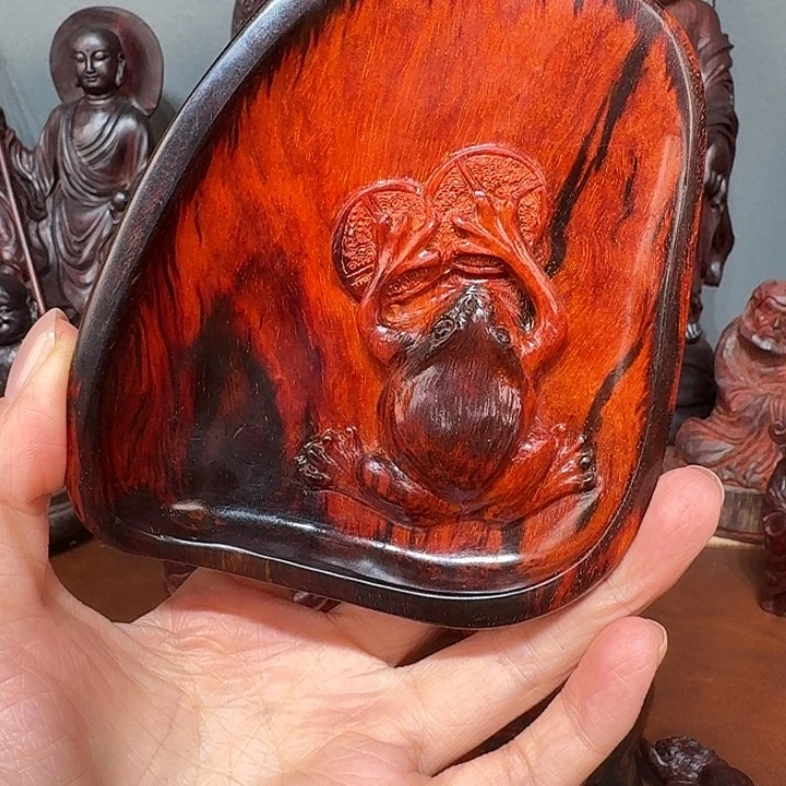 小叶紫檀纯手工呱呱来财 香插