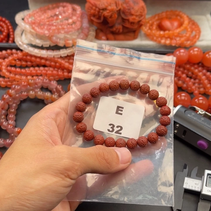 南红玛瑙未镶嵌多样性发货默认微瑕称重9mm