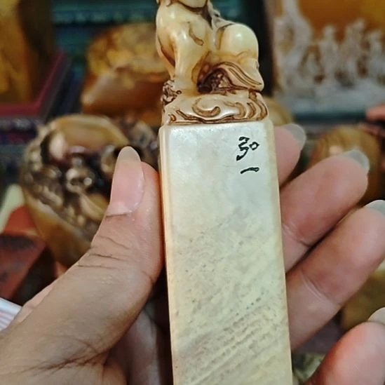 刘***4石材一物一拍包邮到家