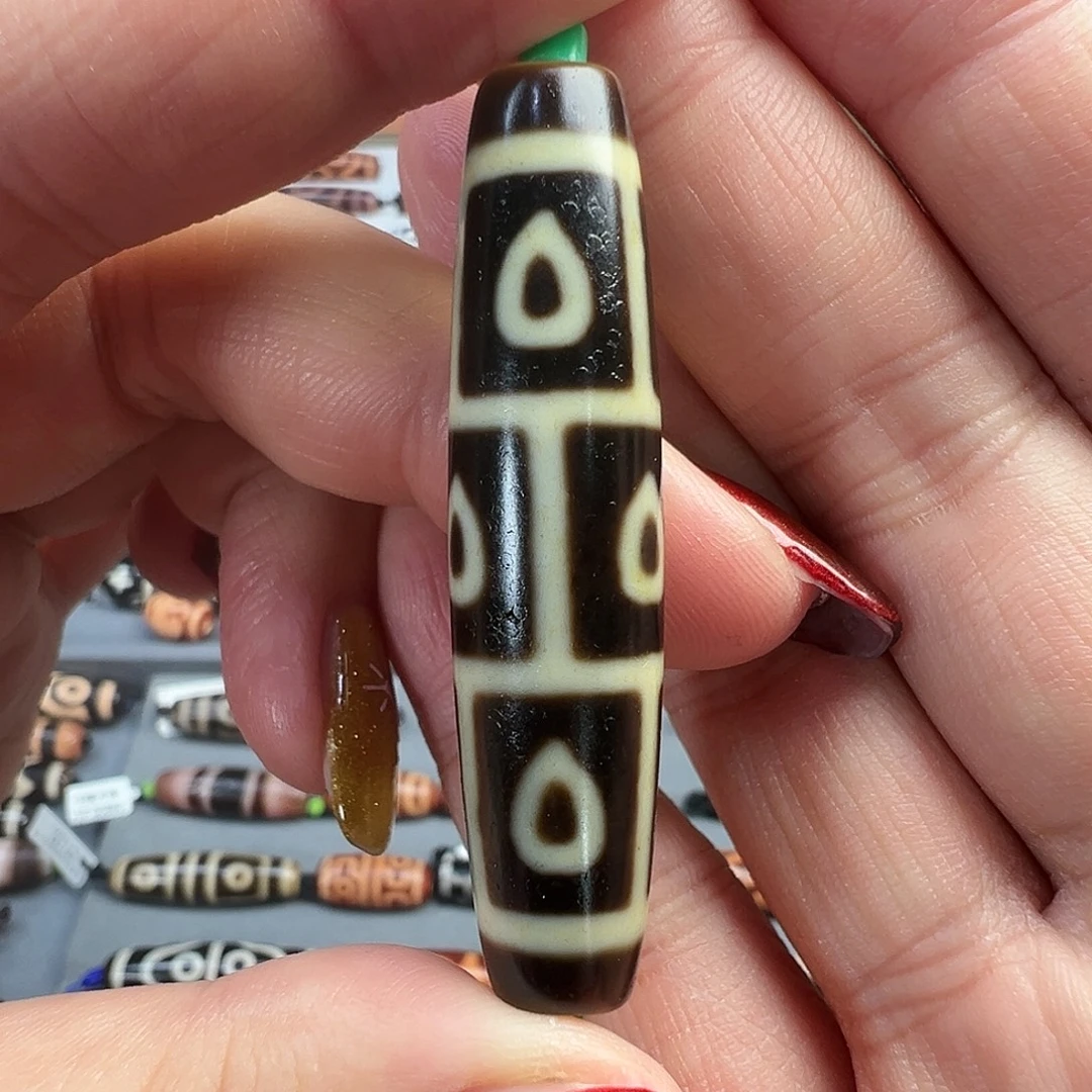 玛瑙/玉髓未镶嵌珠宝半成品开播福利建成佛心九眼