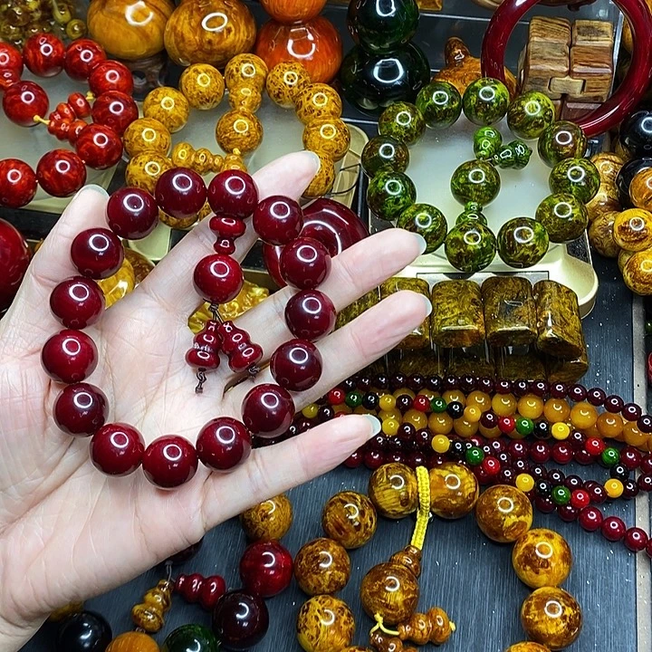 松木琥珀木文玩手串