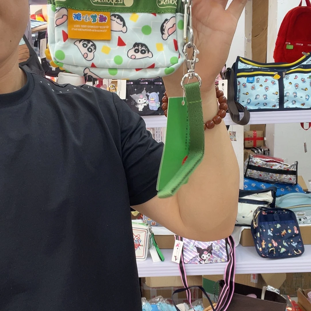 PU化妆包等产品和产品
