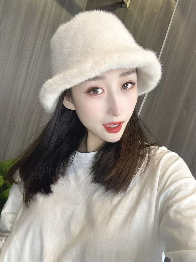 随机颜色渔夫帽