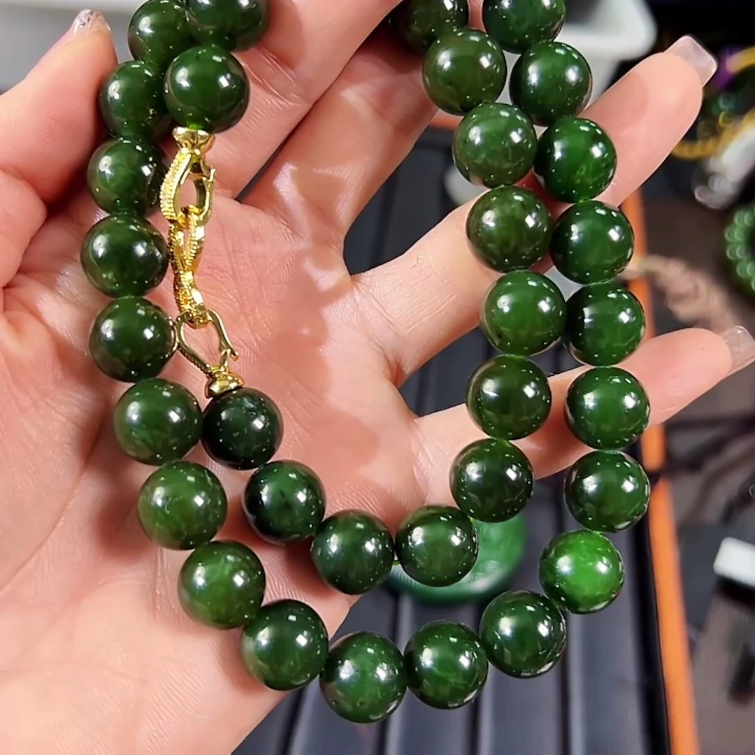 和田玉（碧玉）未镶嵌颈饰卡12