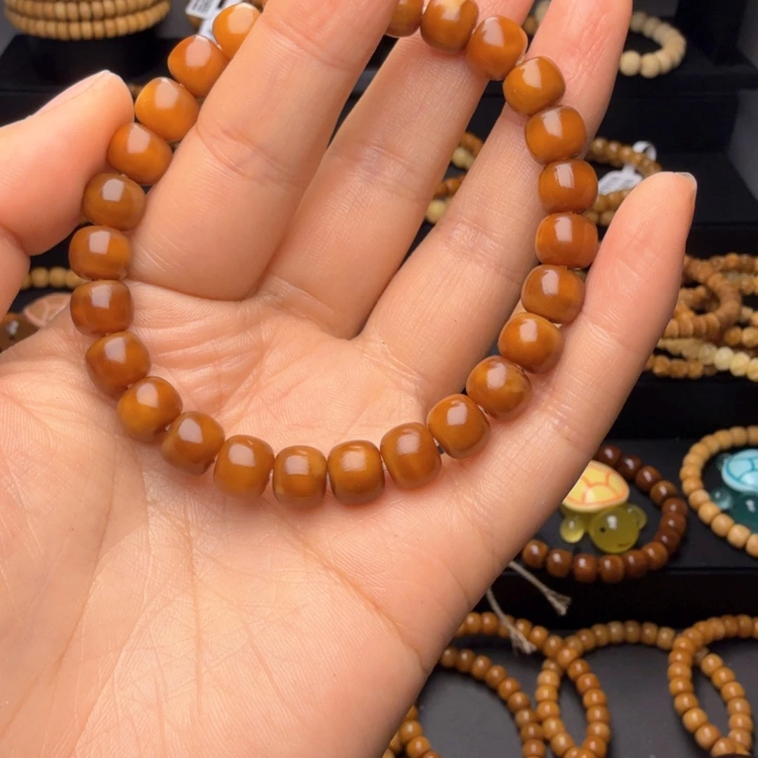 龙眼菩提吊坠白*学龙脊菩提老型透料卡8➕