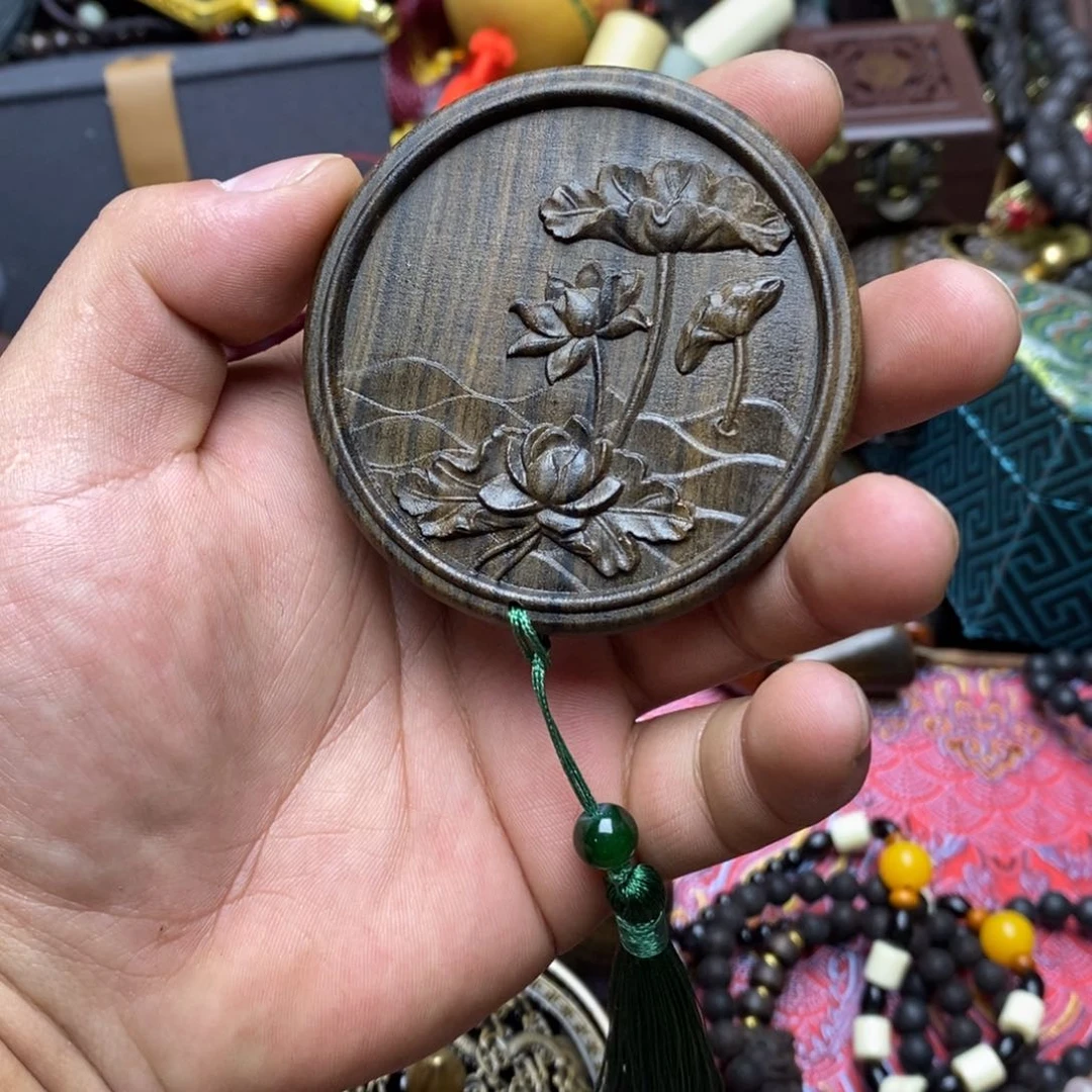 滴血莲花菩提吊坠