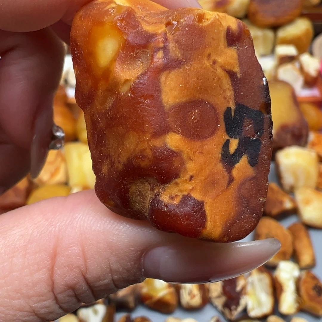 定制琥珀未镶嵌蜜蜡