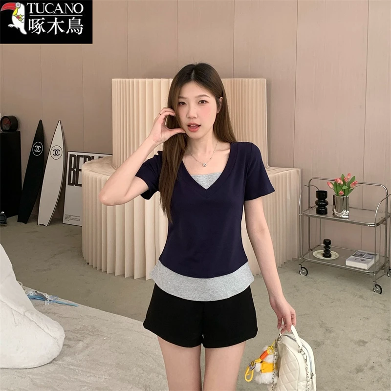 啄木鸟2025年新款V领短袖拼接T恤夏季简约百搭假两件设计感上衣女
