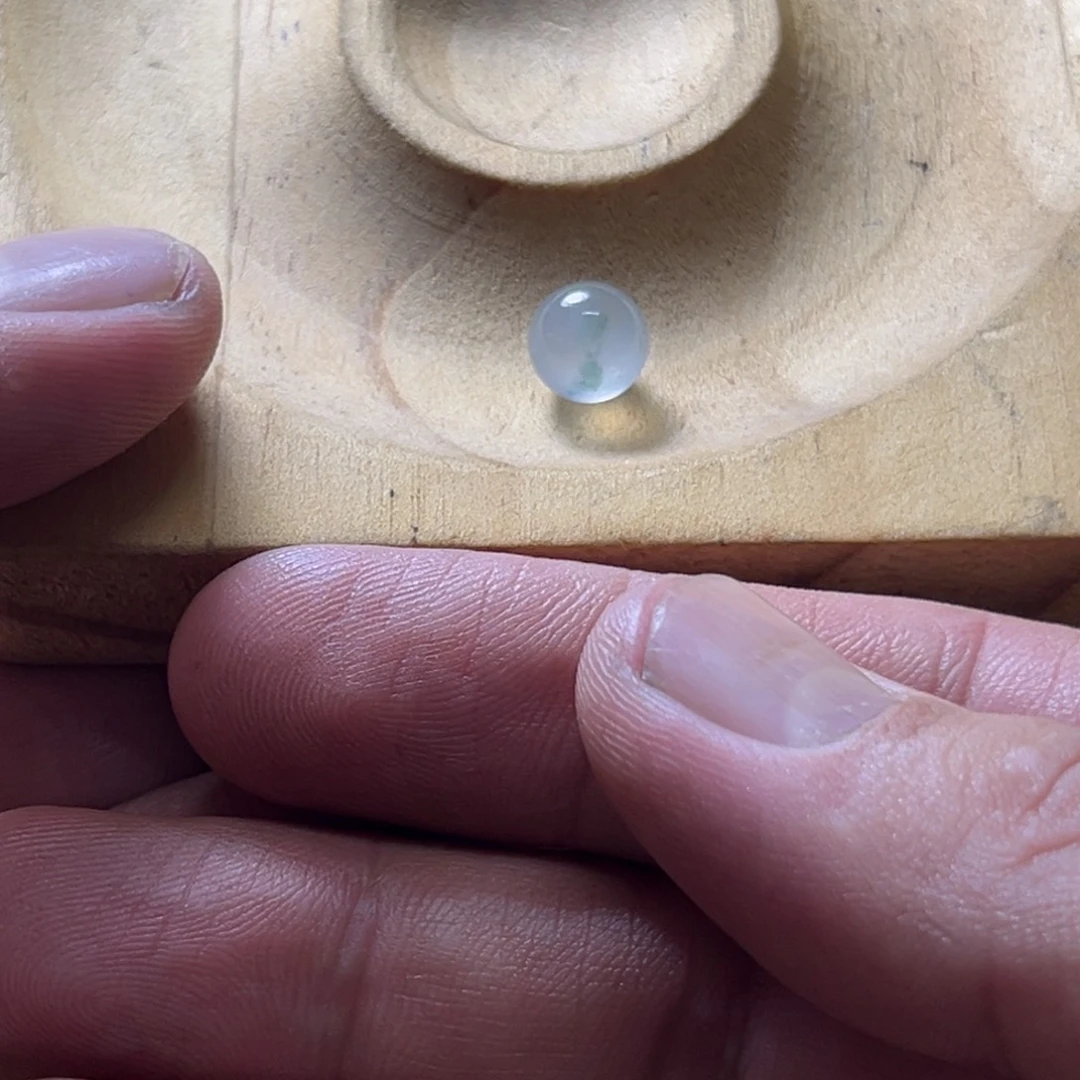 小***南定制翡翠未镶嵌翡翠散珠