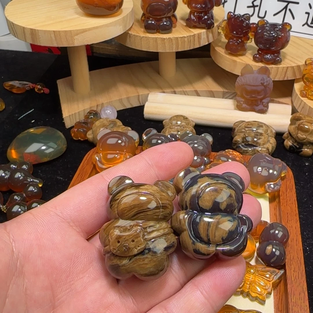 用***3琥珀颈饰未镶嵌琥珀