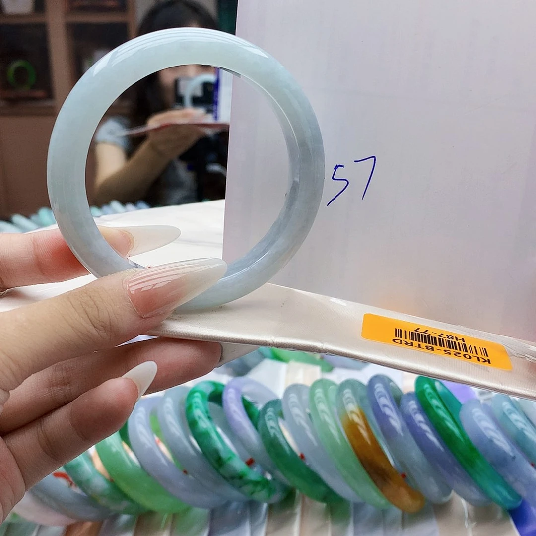 翡翠手镯未镶嵌55678899999