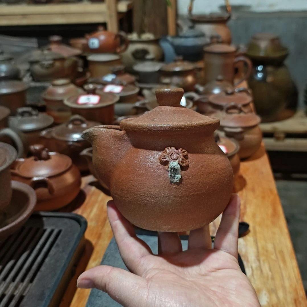 粗陶手抓壶粗陶手抓壶